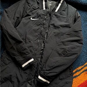 Nike WOMEN'S DUGOUT REPEL INSULATED JACKET